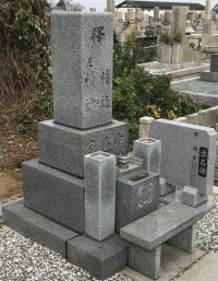 幸王子共同墓地でお手伝いさせていただきました(中辻様)