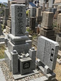 塚口本町霊園で戒名の彫刻をさせていただきました(濱田様)