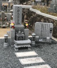 来迎寺墓地で戒名の彫刻をさせていただきました(岩本様)