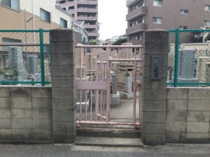 上辻霊園（大阪市旭区）のお墓