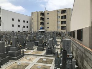 水走墓地（東大阪）の風景