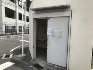 吉田墓地（東大阪市）のトイレ