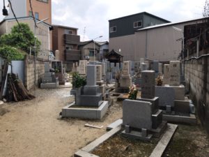 西足代墓地（大阪市生野区）のお墓