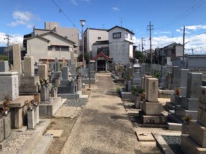 三島墓地（東大阪市）のお墓