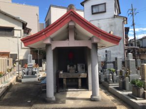 三島墓地（東大阪市）のお墓