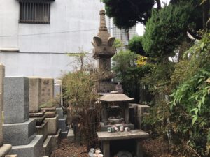 足代墓地（東大阪市）のお墓