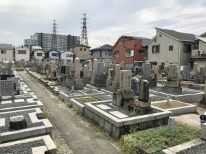 大塚墓地（高槻市）のお墓