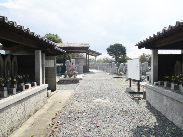 東区・河原極楽寺墓地（京都府京田辺市）