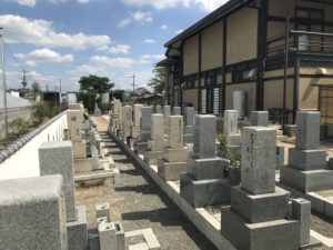 東仙寺（高槻市）のお墓