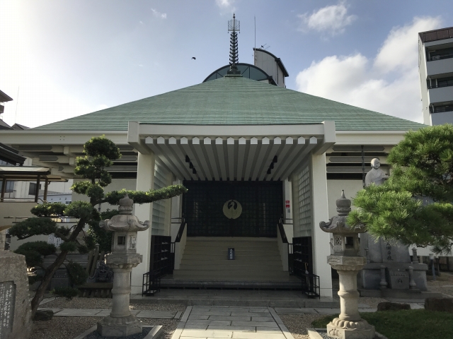 (神戸市兵庫区）久遠寺のお墓