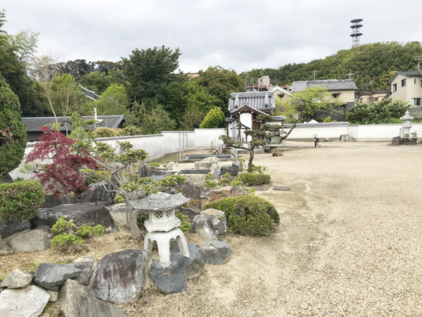 九品寺墓地（京都府八幡市）