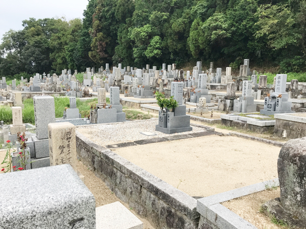 寺財産区墓地（交野市）