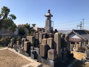 上石切墓地（東大阪市）のお墓