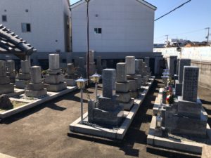 深野谷川共同墓地（大東市）のお墓