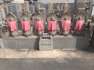 御供田墓地（大東市）のお墓