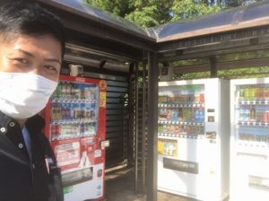 飯盛霊園からカップヌードルの自販機が消える