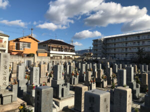 万願寺墓地（八尾市）のお墓