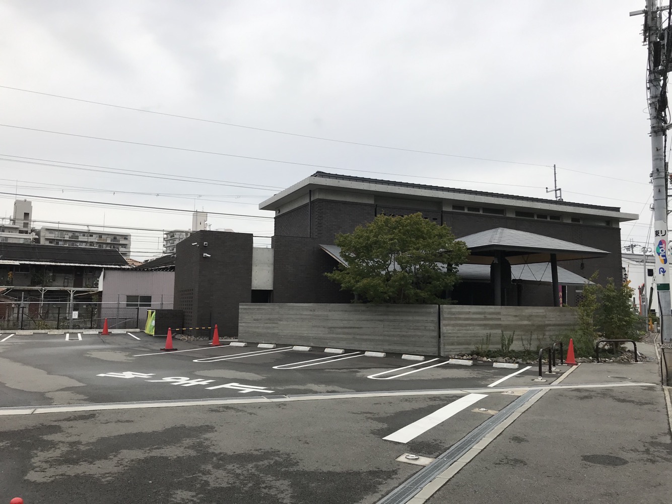 杜若寺（伊丹市）の駐車場