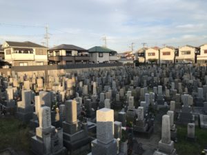 堀新墓地（貝塚市）のお墓