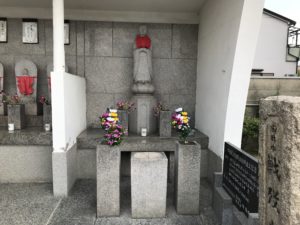 田井中墓地（八尾市）のお墓