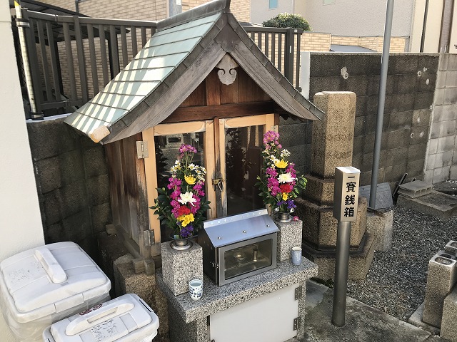 安立霊園（大阪市住之江区）の祠