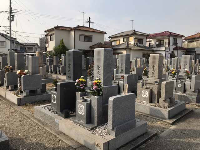 福里墓園（明石市）の墓地の様子