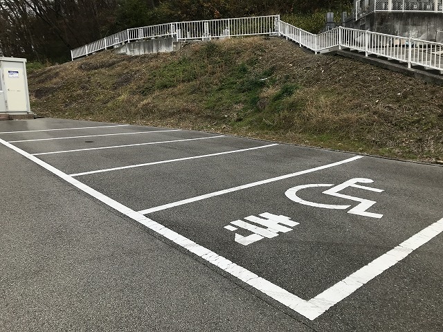 勝龍寺（三木市）の駐車場