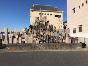 野尻墓地（堺市東区）のお墓