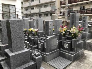 福徳寺（神戸市中央区）の墓地の様子
