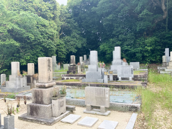 釈尊寺・藤田共同墓地（枚方市）のお墓