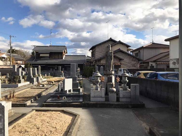 木村墓地（加古川市）の墓地の様子