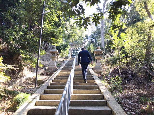 枚方市の意賀美神社