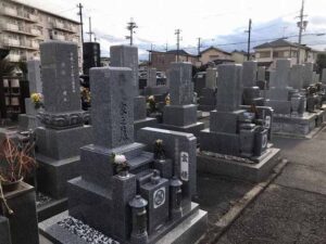 本荘墓地（加古郡播磨町）の墓地の様子
