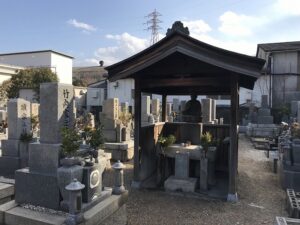 上坂部・森共同墓地の墓地の様子