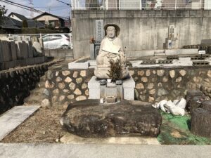 米谷墓地（宝塚市）の看板（お参りのお願い）