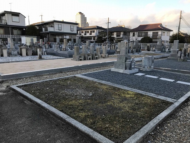 結場墓苑（神戸市北区）の墓地の様子