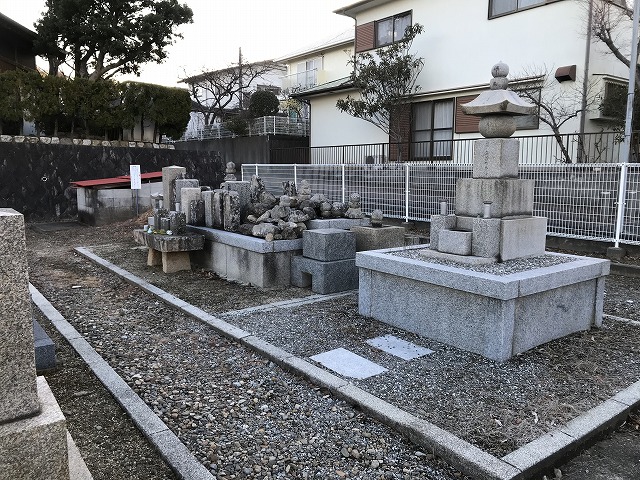結場墓苑（神戸市北区）の無縁さん