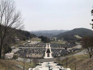 21.3.29_宝塚すみれ墓苑（宝塚市）でお墓の建立をさせて頂きました。