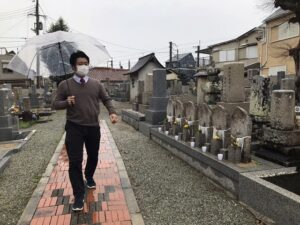 雨の小花霊園（川西市）に来ました21.3.5