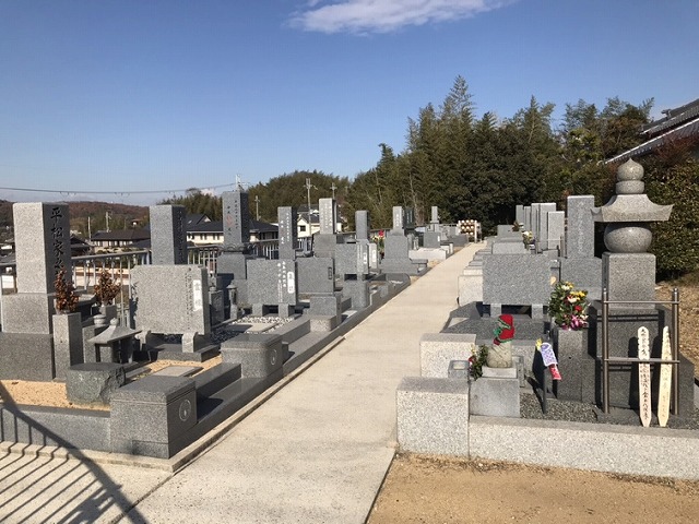 宝珠寺（神戸市西区）曹洞宗の墓地の様子