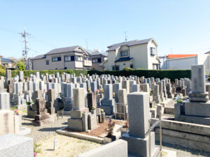 西遊寺焼野霊苑（京都府八幡市）