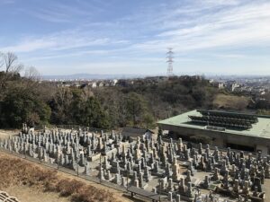 大林寺霊苑（宝塚市）の墓地の様子