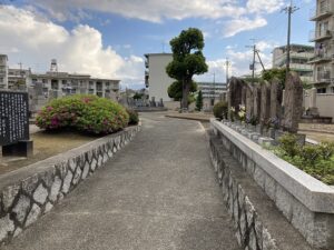 丸橋墓地（宝塚市）の近隣の墓地の様子