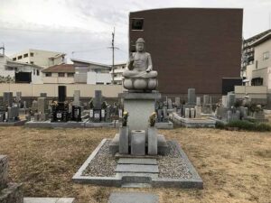 大窪墓地（明石市）の迎え仏さん