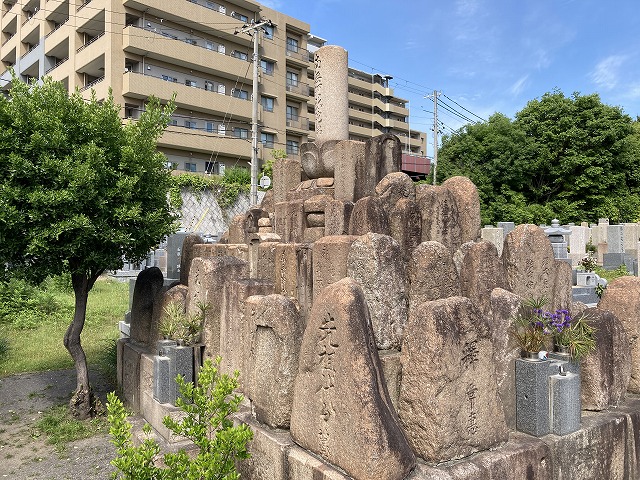 野寄墓地（神戸市東灘区）