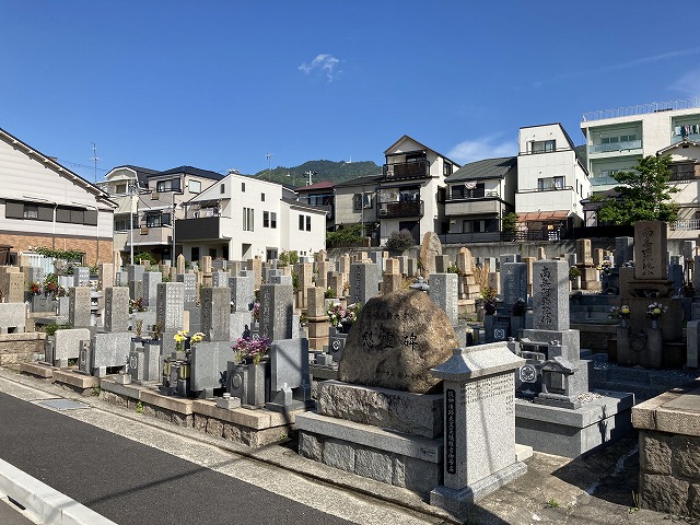 都賀墓地（神戸市灘区）