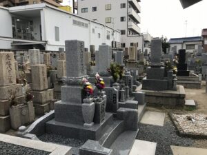 尼崎市にある塚口本町霊園