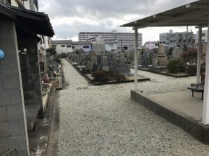 猪名寺共同墓地のお墓