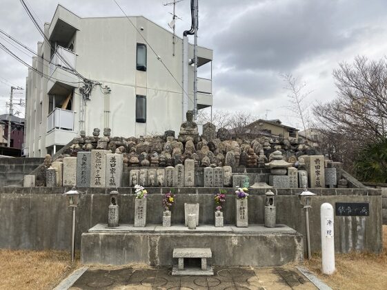 小戸墓地（川西市）のお墓