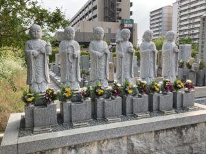 南吉志部墓地（吹田市）のお墓